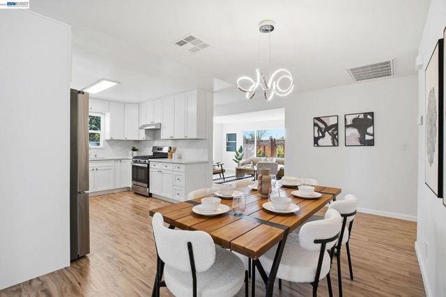 39676 Bruning St, Fremont, CA 94538