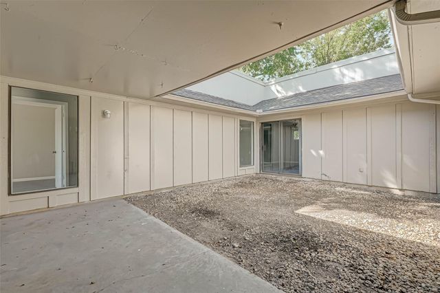 4302 Wildacres Drive, Houston, TX 77072