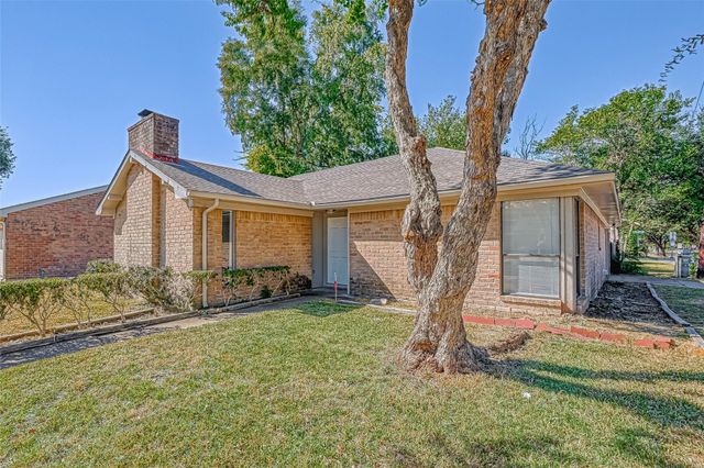 4302 Wildacres Drive, Houston, TX 77072