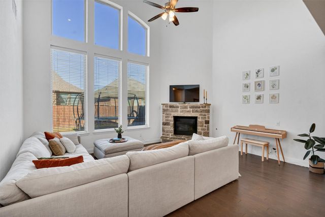 14928 Gentry Drive, Aledo, TX 76008