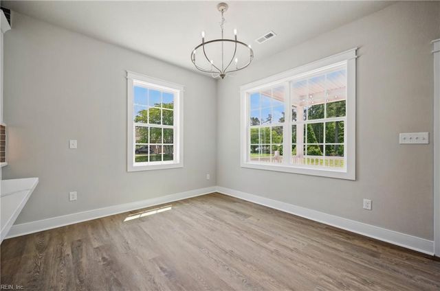 403 Pointe Vista DR, Elizabeth City, NC 27909