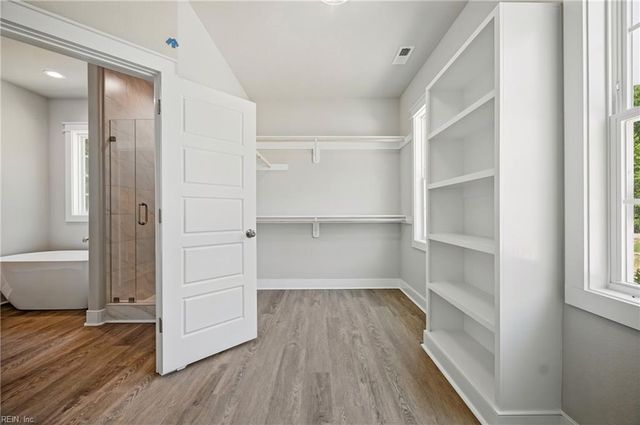 403 Pointe Vista DR, Elizabeth City, NC 27909