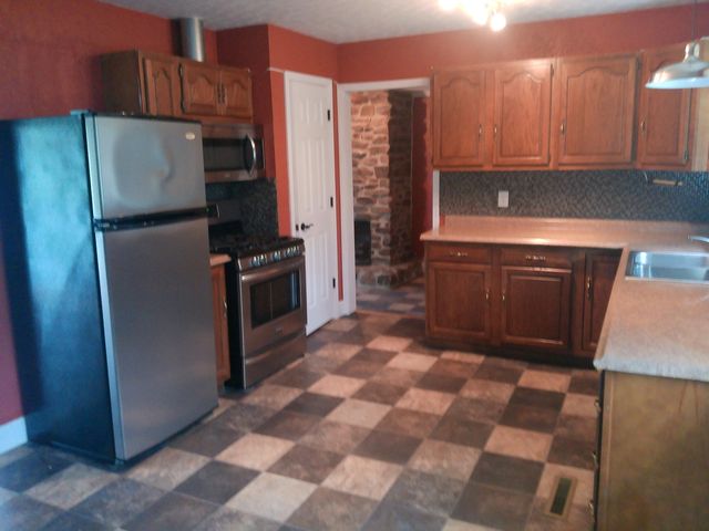 221 Maple Avenue, Calvert City, KY 42029
