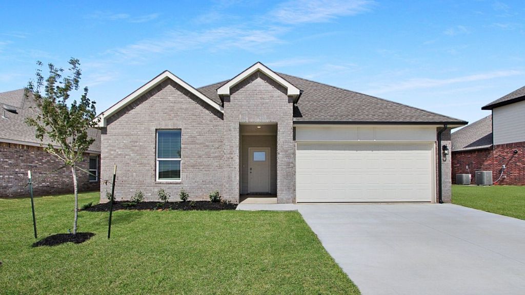 10200 NW 28th Terrace, Yukon, OK 73099