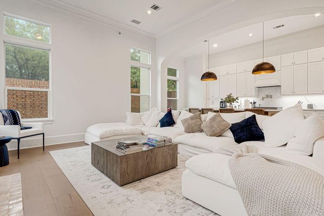 2706 Tudor Manor, Houston, TX 77082