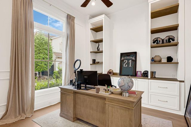 2706 Tudor Manor, Houston, TX 77082