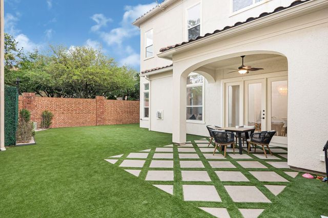 2706 Tudor Manor, Houston, TX 77082