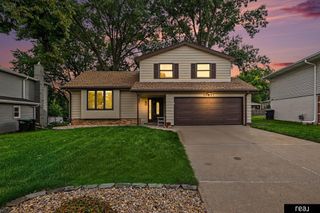 10621 N Street, Omaha, NE 68127