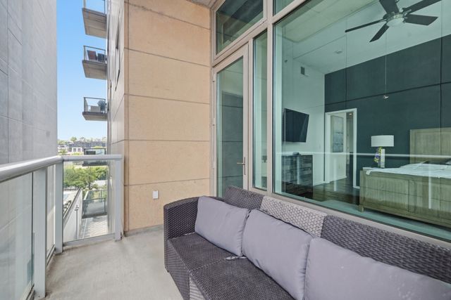 700 12th Ave S Unit 605, Nashville, TN 37203