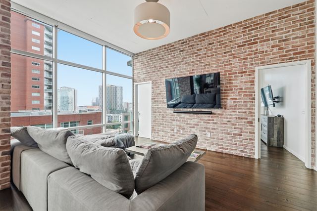 700 12th Ave S Unit 605, Nashville, TN 37203