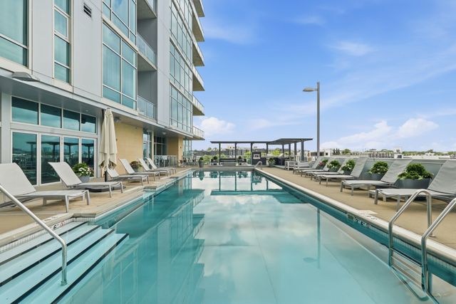 700 12th Ave S Unit 605, Nashville, TN 37203