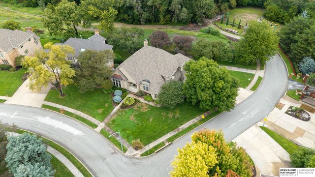 21506 Pinehurst Avenue, Elkhorn, NE 68022