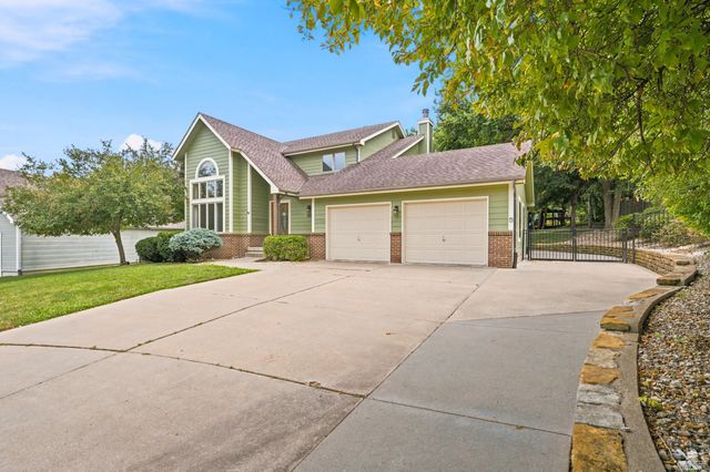 3913 Deandra Ln, Manhattan, KS 66503