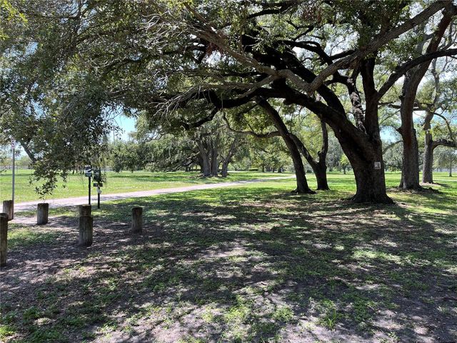3107 W MARCUM STREET B, Tampa, FL 33611