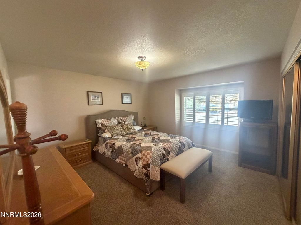 Image 18 of property listing at 650 Concord Circle, Fernley, NV 89408