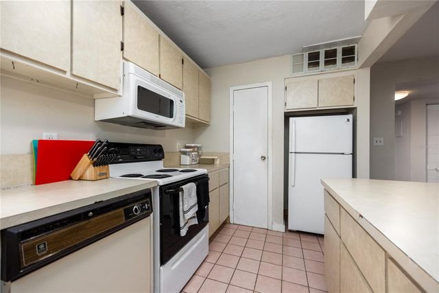 2811 SW ARCHER ROAD Z247, Gainesville, FL 32608