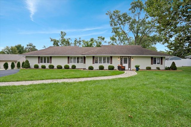 5613 Howard Avenue, La Grange Highlands, IL 60525