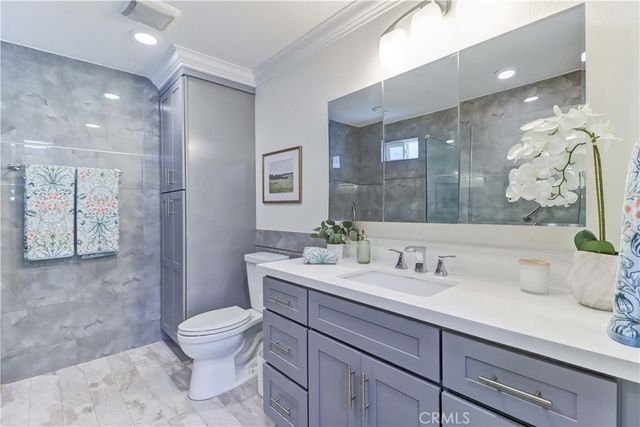 2405 Via Mariposa W 1H, Laguna Woods, CA 92637