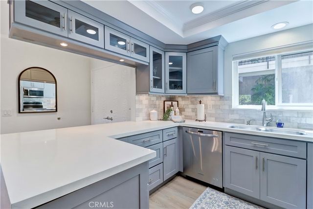 2405 Via Mariposa W 1H, Laguna Woods, CA 92637
