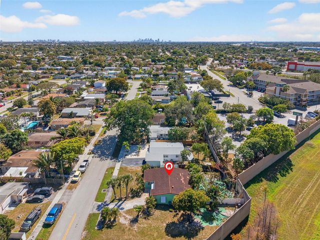 5931 NE 1st Ave, Oakland Park, FL 33334