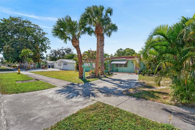 5931 NE 1st Ave, Oakland Park, FL 33334