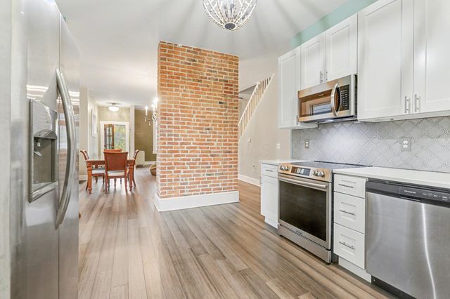 730 S Champion Avenue, Columbus, OH 43205