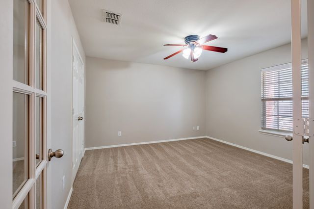 4605 Prairie Crossing Drive, Fort Worth, TX 76244