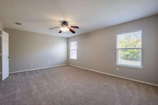 4605 Prairie Crossing Drive, Fort Worth, TX 76244