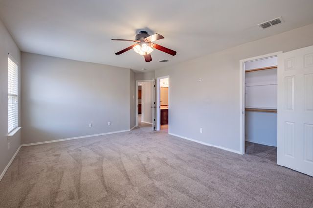 4605 Prairie Crossing Drive, Fort Worth, TX 76244