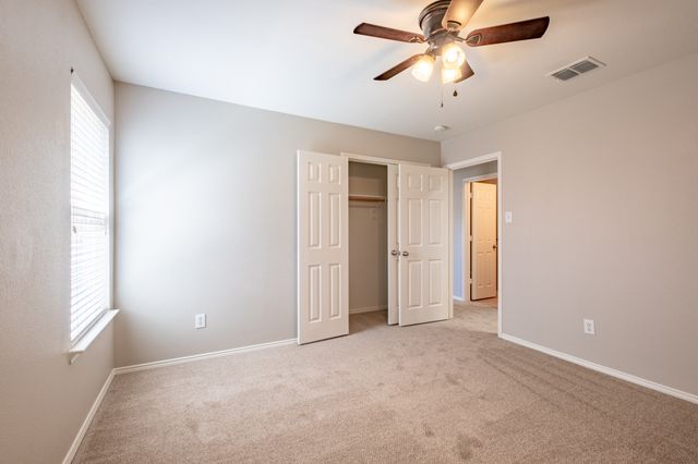 4605 Prairie Crossing Drive, Fort Worth, TX 76244