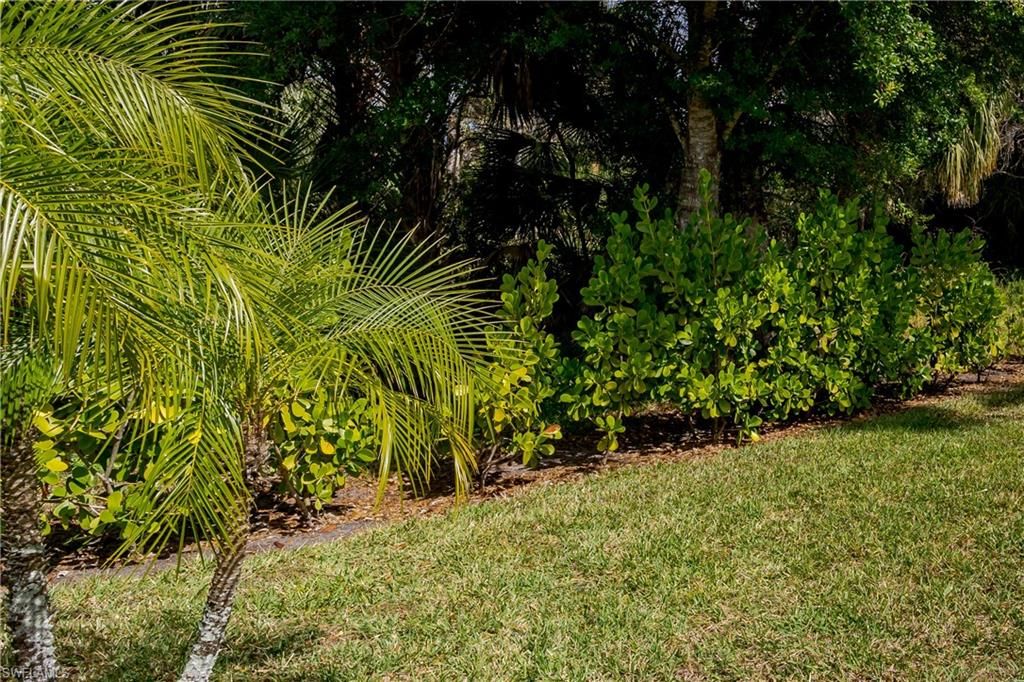 1076 Diamond Lake CIR, NAPLES, FL 34114 — photo 3