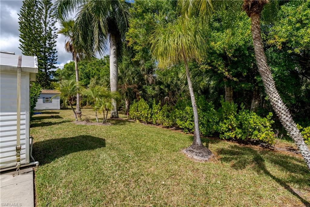 1076 Diamond Lake CIR, NAPLES, FL 34114 — photo 5