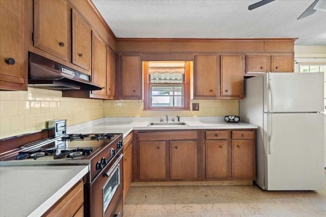 177 Orient Street, Worcester, MA 01604