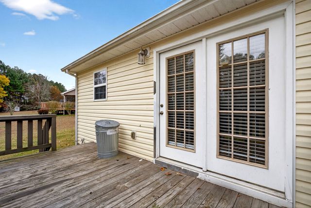 75 Cedar Crest Cir, Mcminnville, TN 37110