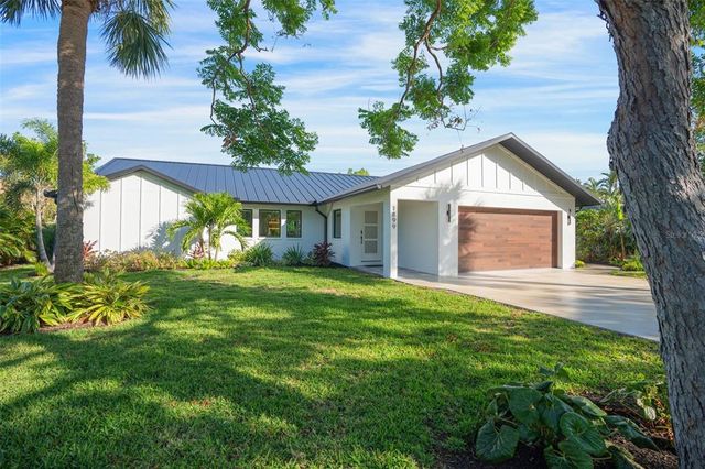 1899 BUCCANEER CIRCLE, Sarasota, FL 34231