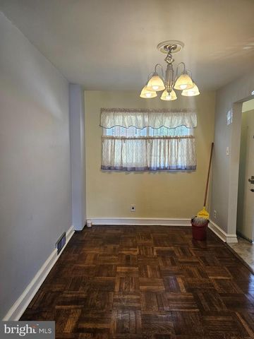 3227 HIGHLAND AVE, Camden, NJ 08105