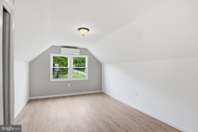 114 MINE BANK LN, Halethorpe, MD 21227