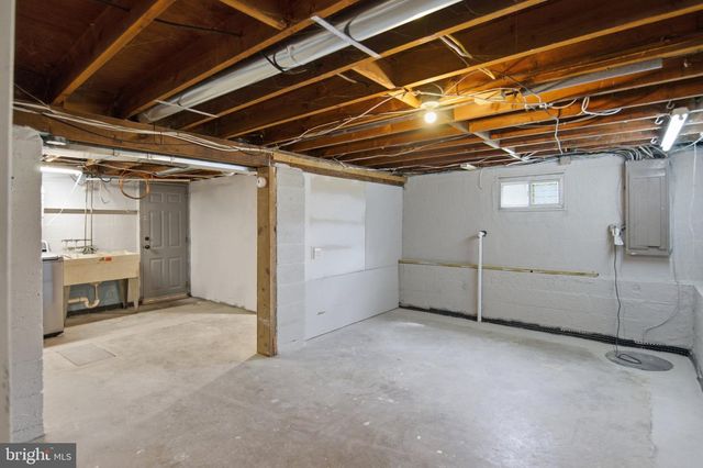 114 MINE BANK LN, Halethorpe, MD 21227