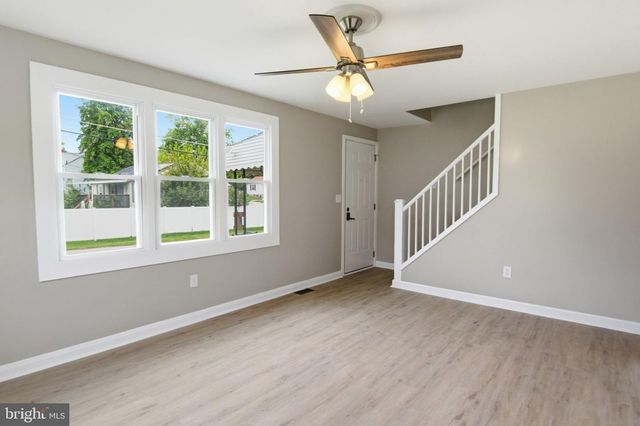 114 MINE BANK LN, Halethorpe, MD 21227