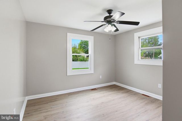114 MINE BANK LN, Halethorpe, MD 21227