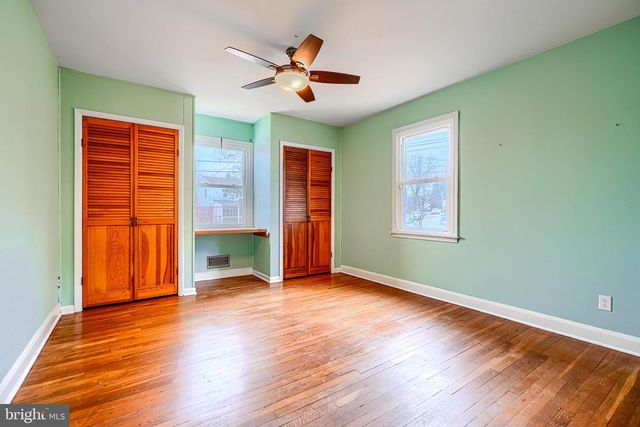 2812 5TH AVE, Baltimore, MD 21234