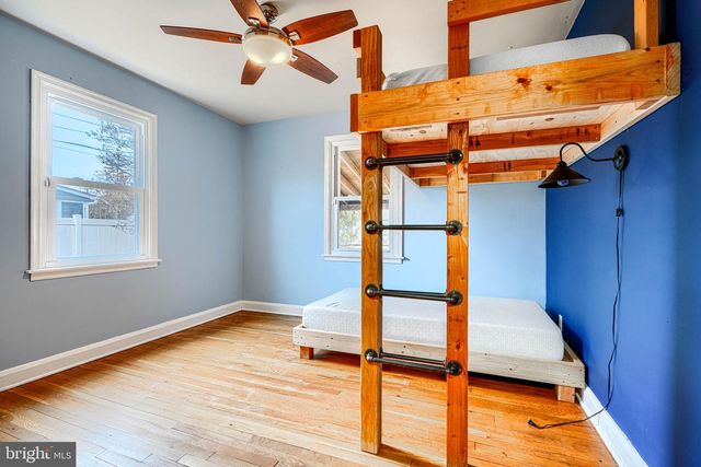 2812 5TH AVE, Baltimore, MD 21234