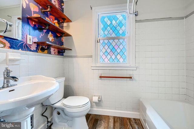 2812 5TH AVE, Baltimore, MD 21234