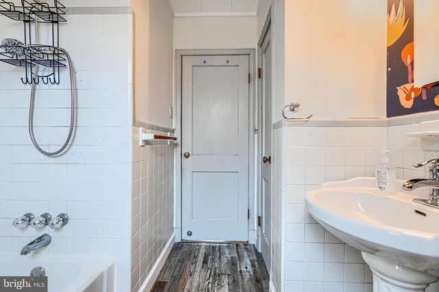 2812 5TH AVE, Baltimore, MD 21234