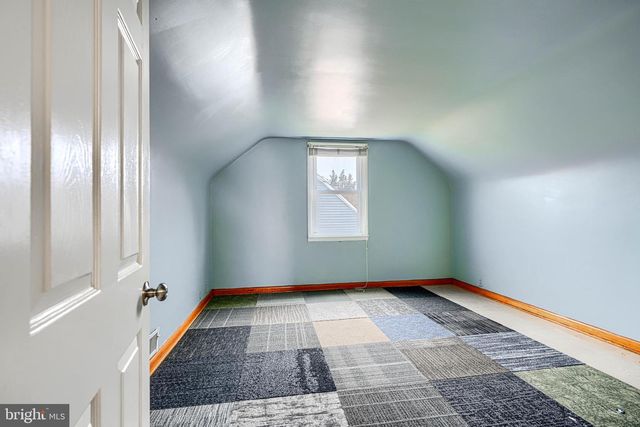 2812 5TH AVE, Baltimore, MD 21234