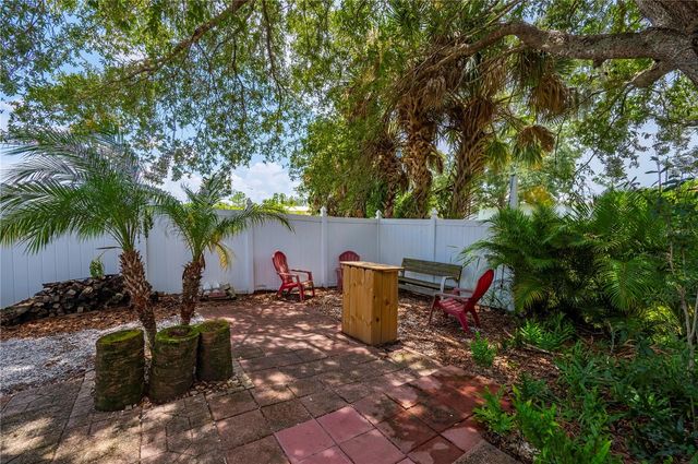 5615 MOJAVE AVENUE, North Port, FL 34288