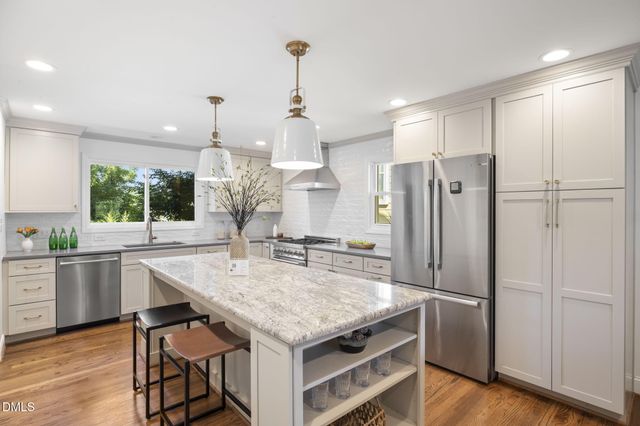 27 Summit Avenue, Raleigh, NC 27603