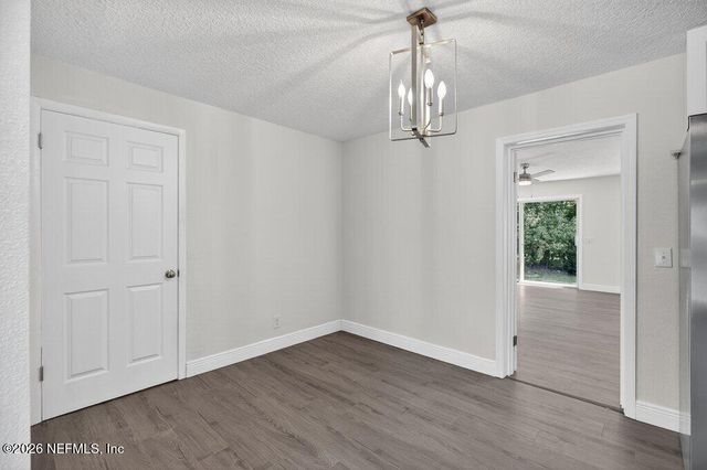 6647 MANHATTAN Drive, Jacksonville, FL 32219