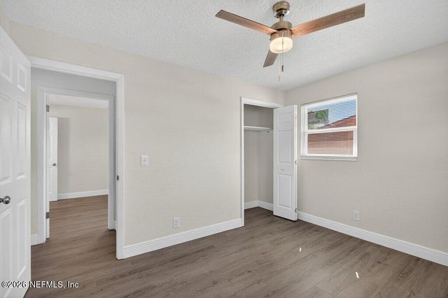 6647 MANHATTAN Drive, Jacksonville, FL 32219