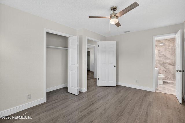 6647 MANHATTAN Drive, Jacksonville, FL 32219